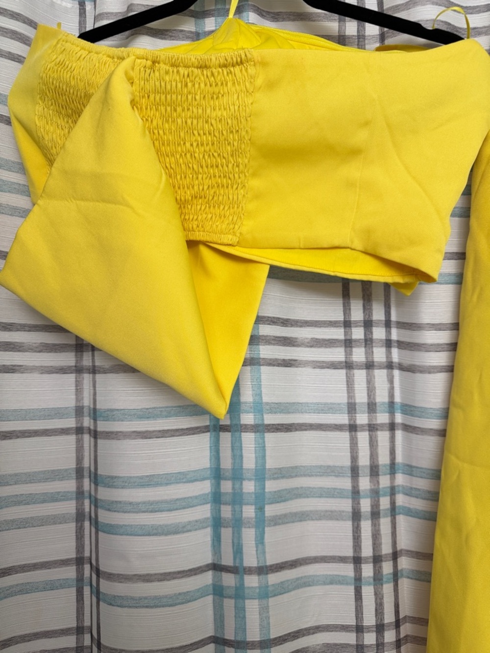 Sunshine Yellow Wide-Leg Jumpsuit with Bow Accent - Picture 3 of 6